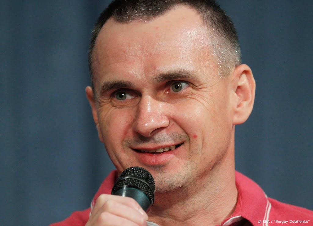 Vrijgelaten filmmaker Sentsov haalt prijs op