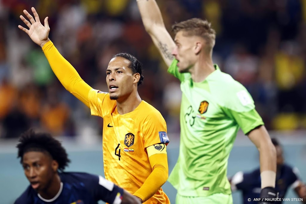 Matige spel van Oranje baart Van Dijk nog geen grote zorgen    