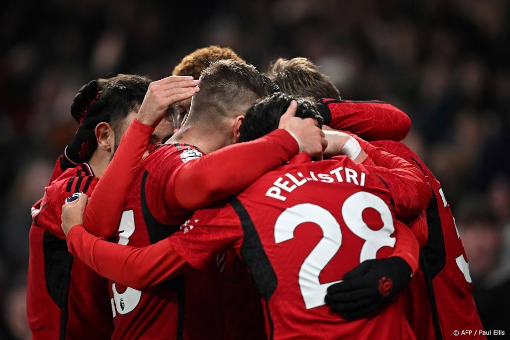 Garnacho schittert met weergaloze omhaal voor winnend United
