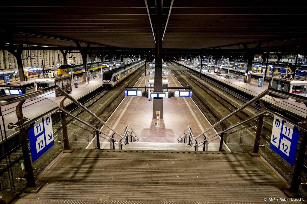 Voorlopig geen nieuwe spoorstaking: FNV en ProRail weer om tafel