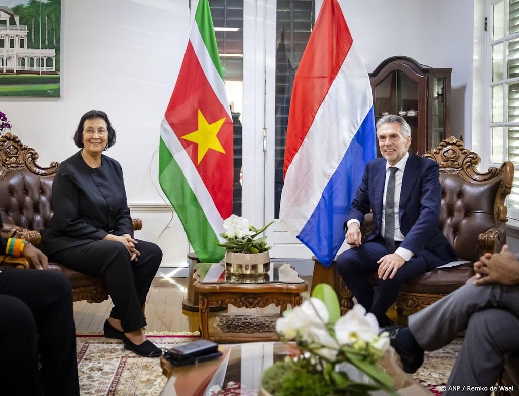 Schoof ziet in Suriname kans voor meer samenwerking in onderwijs