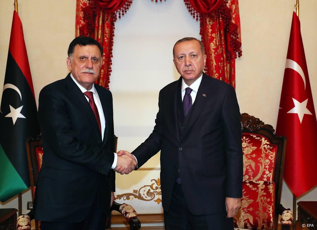 Turkije gaat na verzoek troepen naar Libië sturen