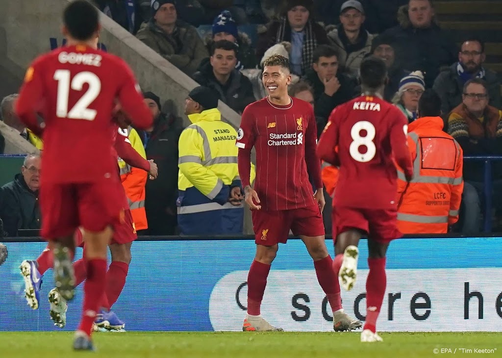 Koploper Liverpool overklast achtervolger Leicester City