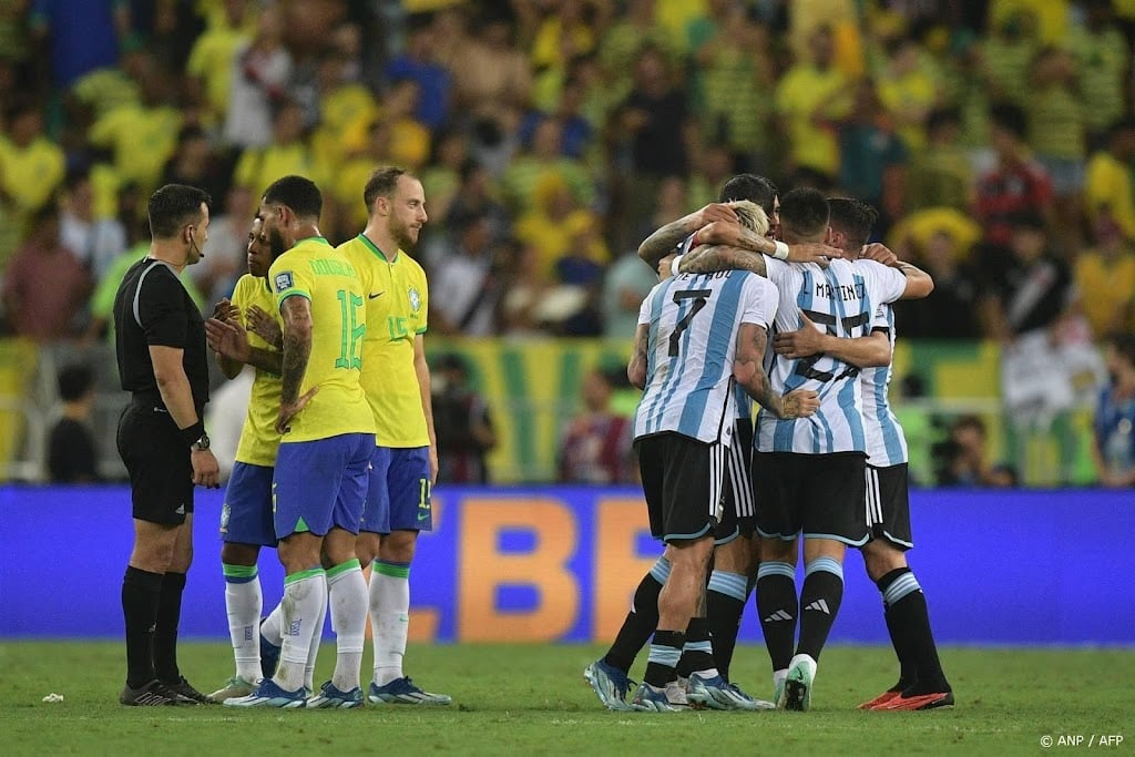 Zoon Pelé: status Brazilië zou mijn vader verdrietig maken