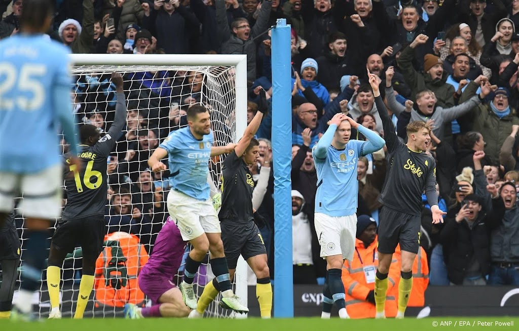 Manchester City kan ook niet winnen van Everton