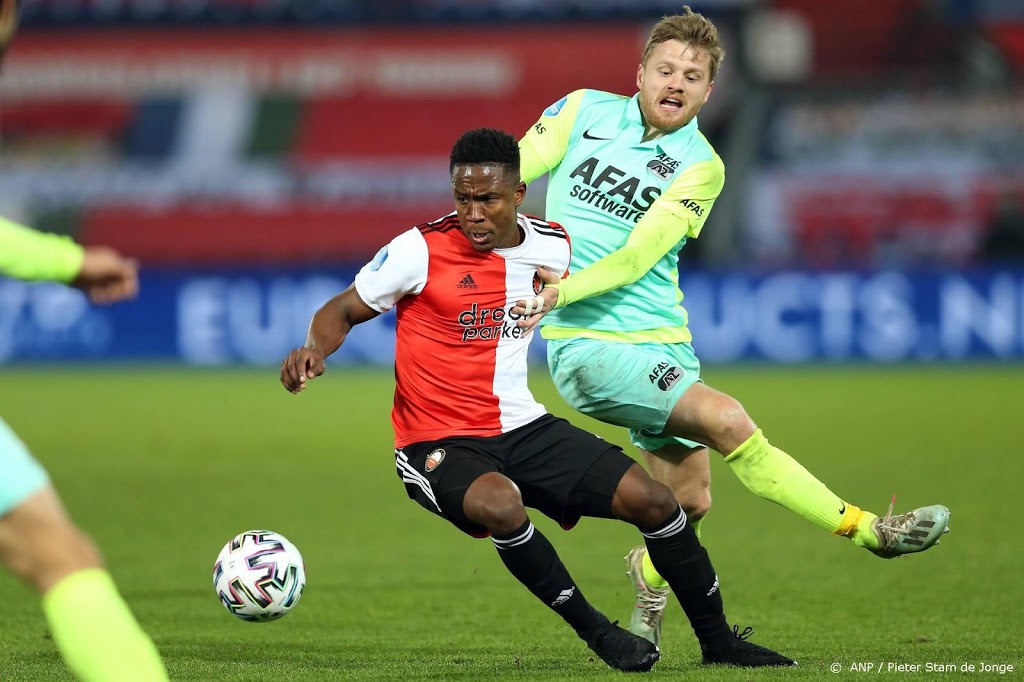 Feyenoord bindt Sinisterra nog een jaar langer
