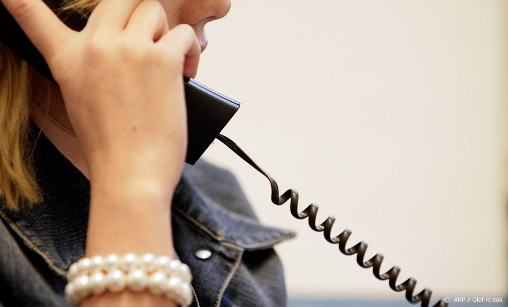 Kindertelefoon: meer gesprekken over suïcide en huiselijk geweld
