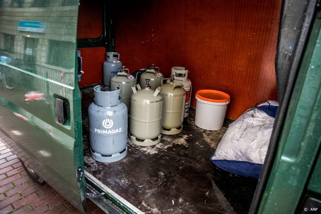Politie ontdekt meer drugslabs, aantal dumpingen daalt