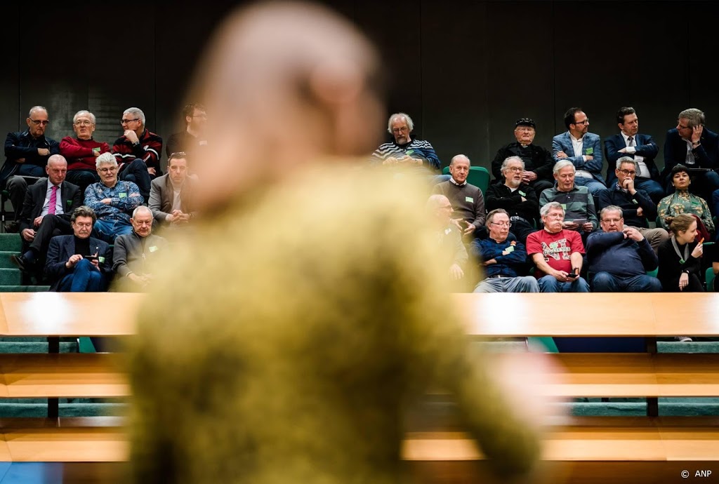 Tweede Kamer in debat over uitbraak nieuwe coronavirus