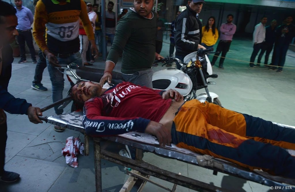 Dodental rellen India opgelopen tot 35