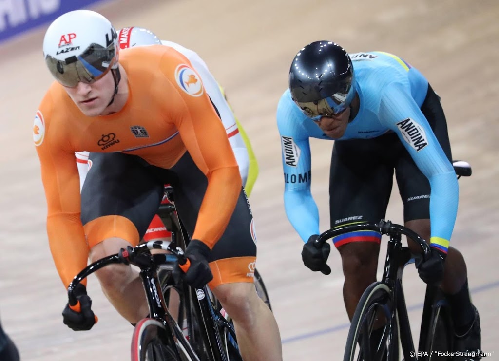 Sprinters naar halve finales keirin bij WK baanwielrennen (2)