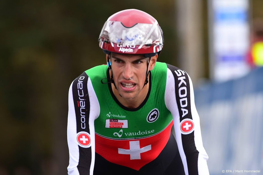 Vanmarcke mist door corona twee ploeggenoten in Omloop