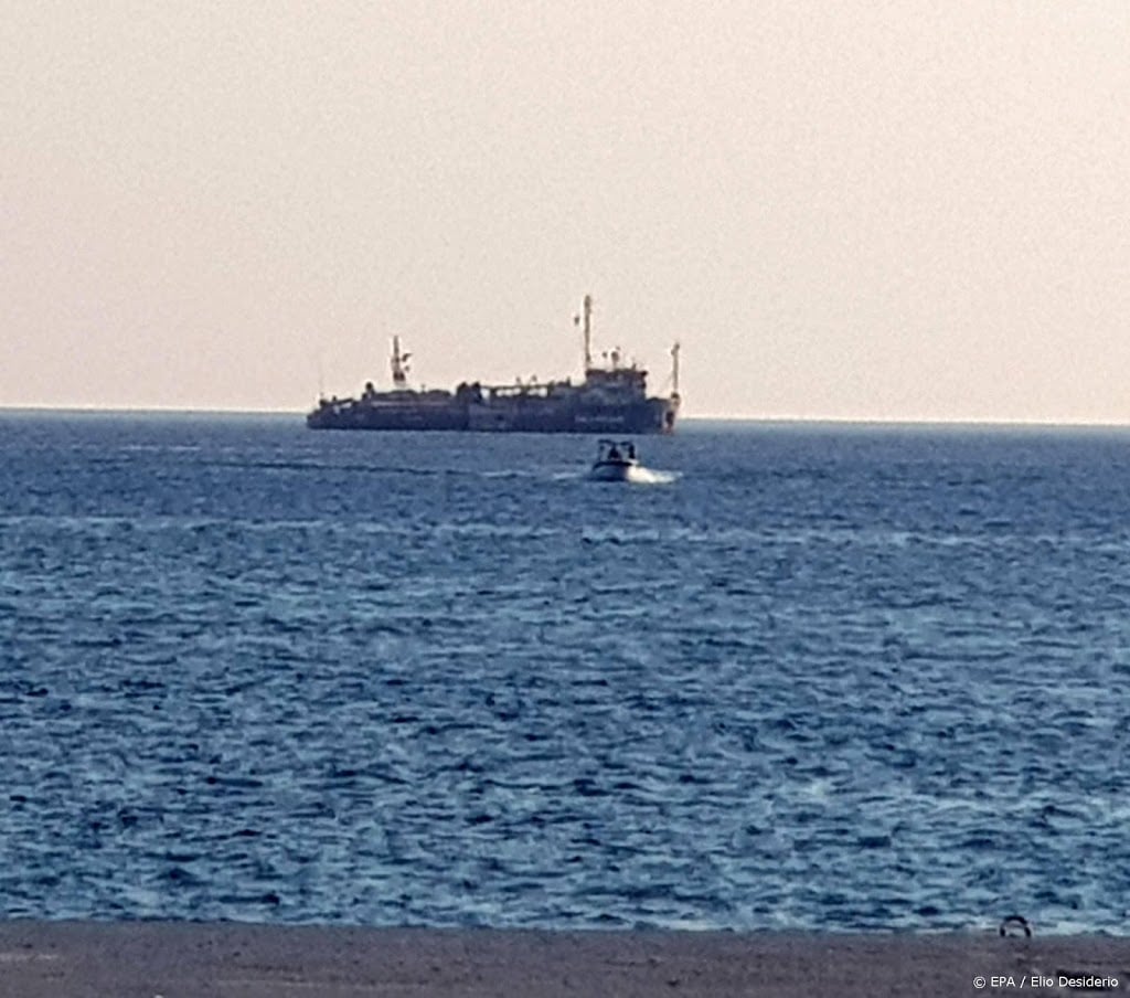 Sea Watch redt ruim honderd vluchtelingen in Middellandse Zee