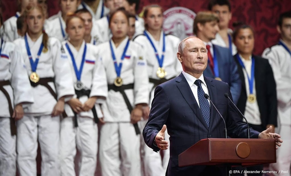 Russische president Poetin geschorst als erevoorzitter judobond