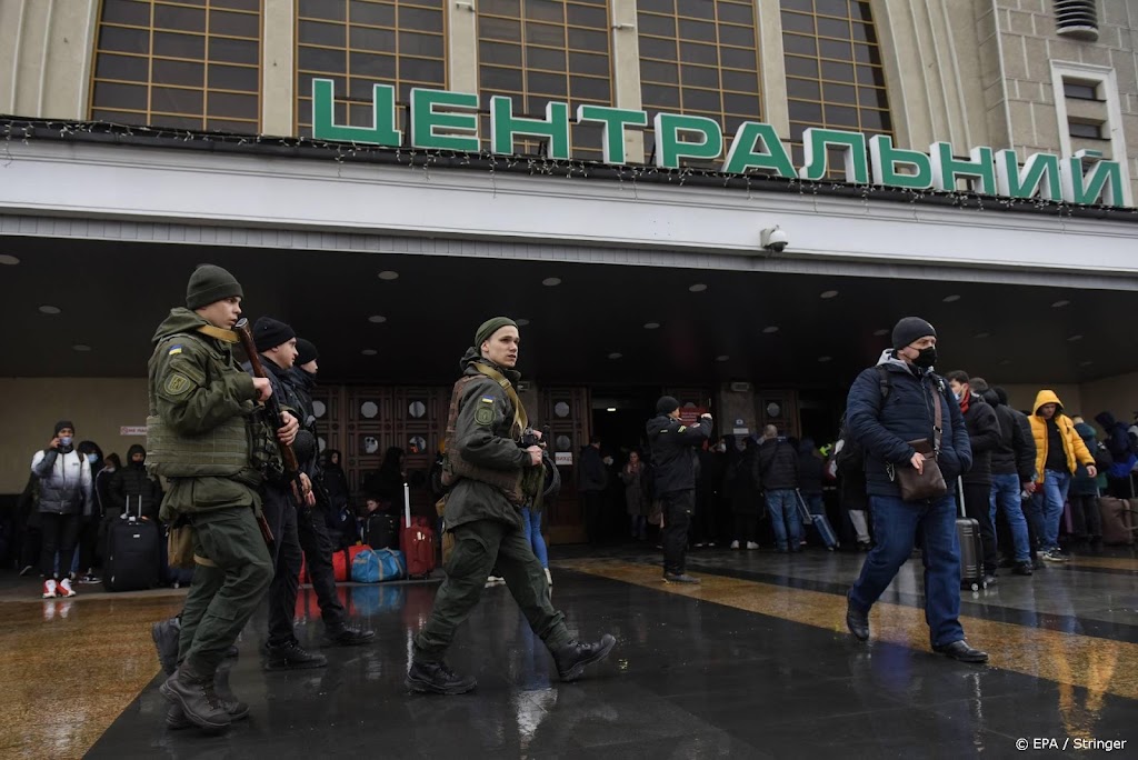 Oekraïne stuurt extra militairen naar hoofdstad Kiev