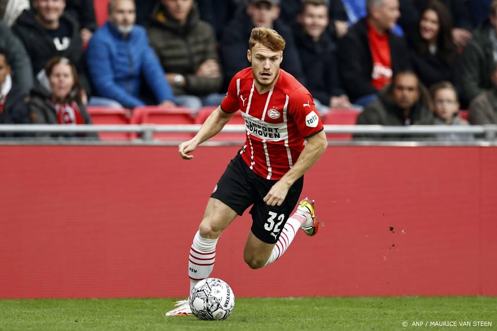 PSV begint met aanvaller Vertessen aan uitduel met Sparta