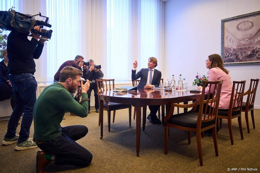 Partijen geven informateur Putters stof tot nadenken