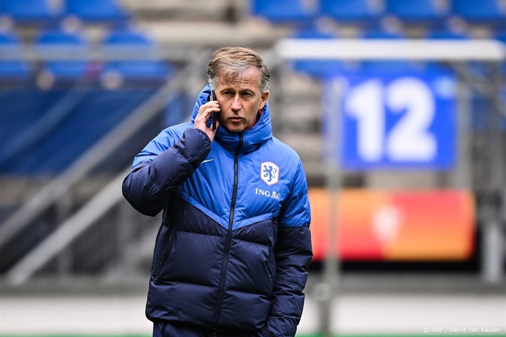 Jonker haalt Ajax-aanvalster Grant bij uitgedunde Oranje-selectie