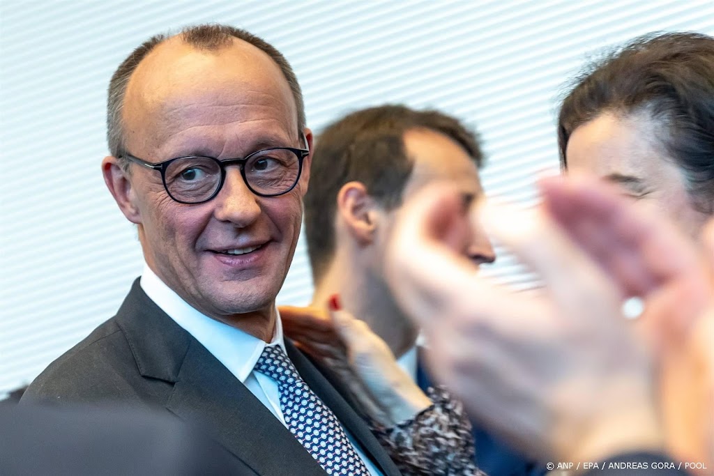 Duitse CDU-leider Merz brengt verrassingsbezoek aan Macron