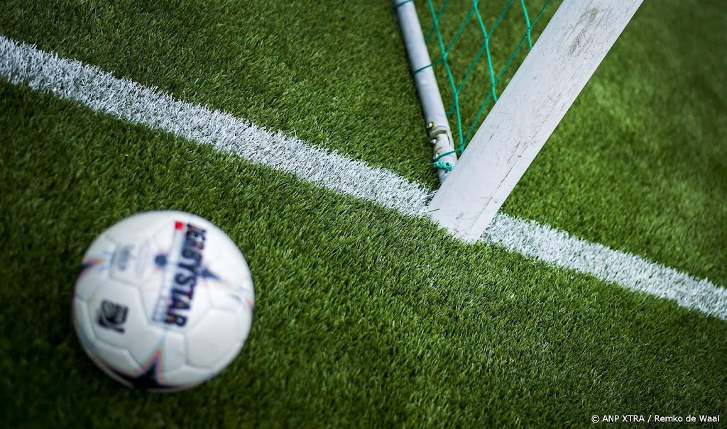 Belgen stoppen na komend seizoen met play-offs voetbalcompetitie