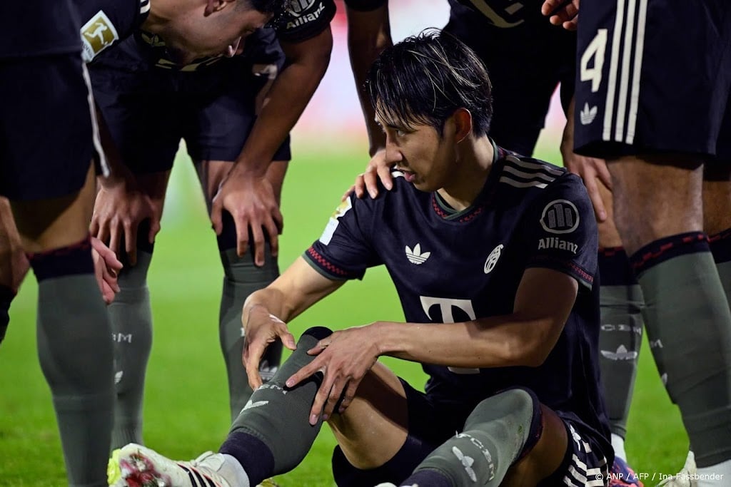 Bayern zonder Ito en mogelijk Neuer in topduel met Dortmund