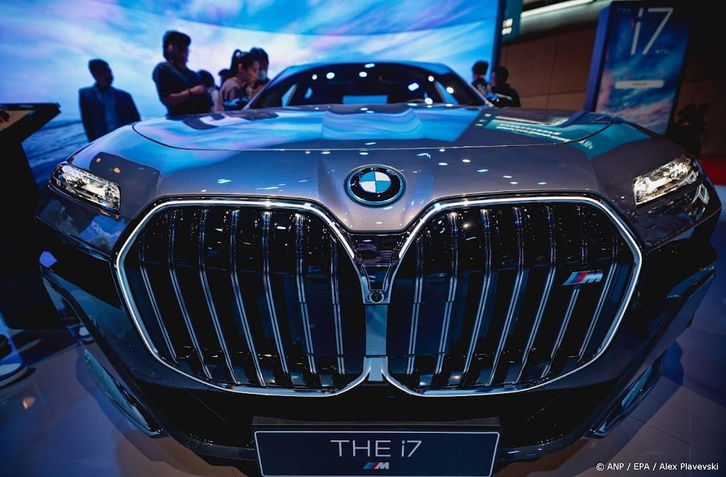 BMW roept opnieuw honderdduizenden auto's terug om brandgevaar