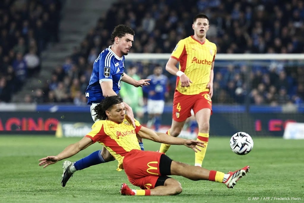RC Lens verspeelt opnieuw punten in Franse titelstrijd 