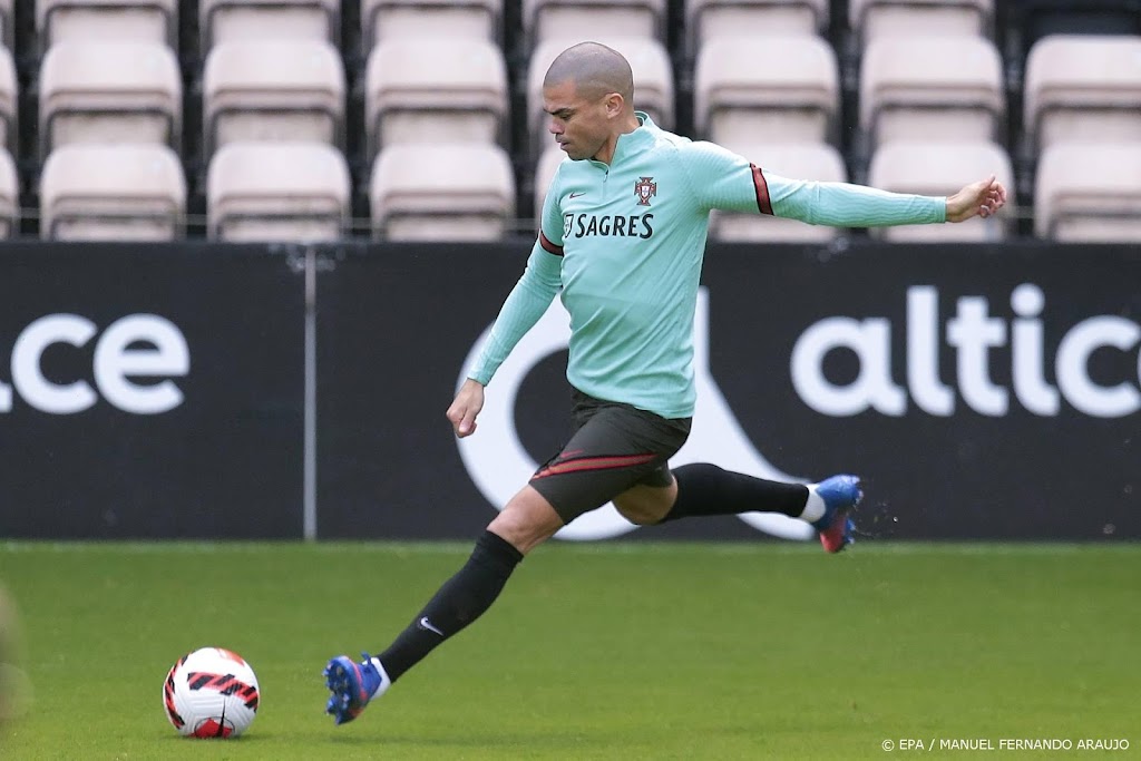 Portugal heeft Pepe terug voor finale play-offs om WK-ticket