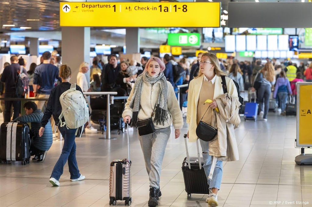 CBS: senioren meer 'klimaatbewust' dan jongeren, vliegen minder