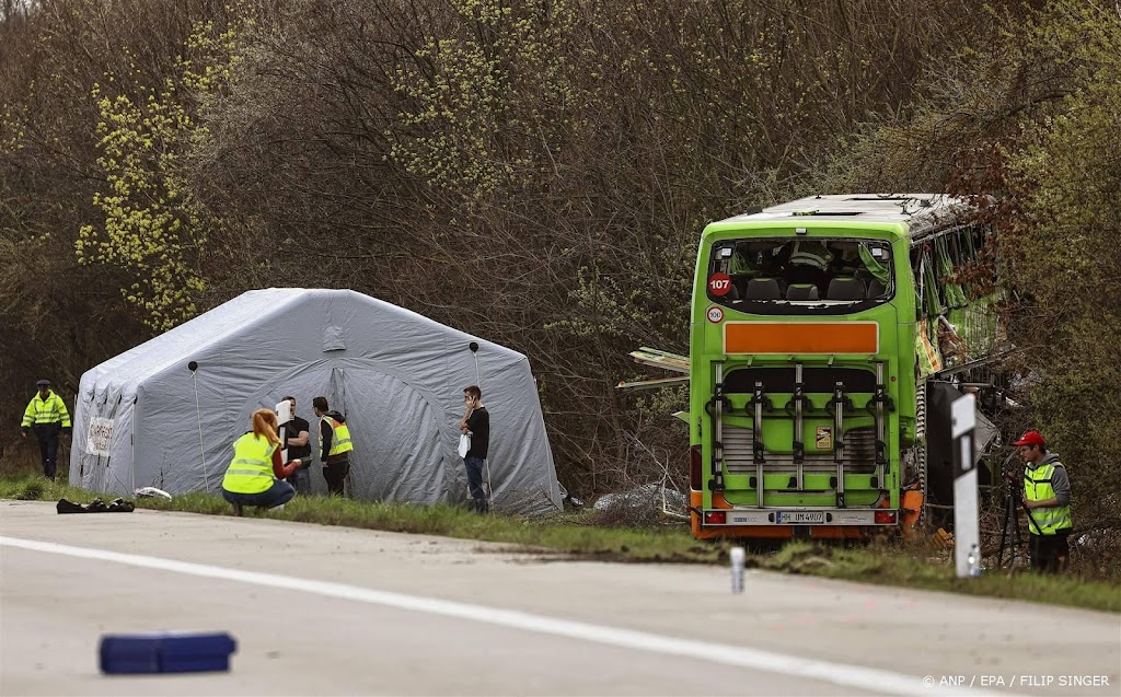 Ook veel gewonden na dodelijke buscrash bij Leipzig