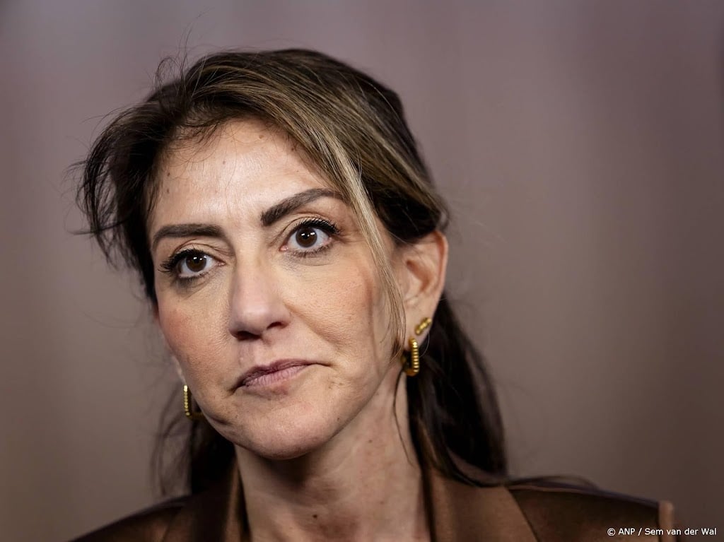 Yeşilgöz: trip met privéjet echt nodig, easyJet landt daar niet