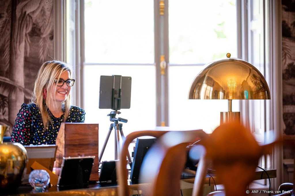 Máxima verrast zanger Jeroen van der Boom tijdens videosessie