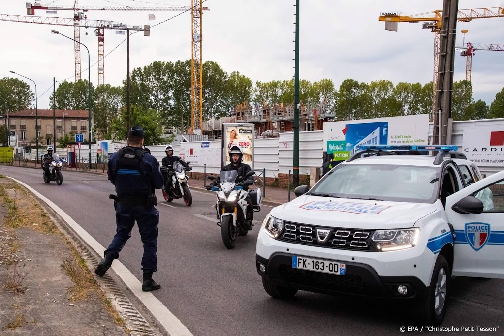Moslimterrorist rijdt Franse agenten aan