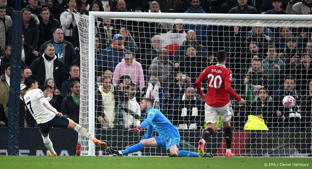 Manchester United geeft bij Spurs voorsprong uit handen: 2-2