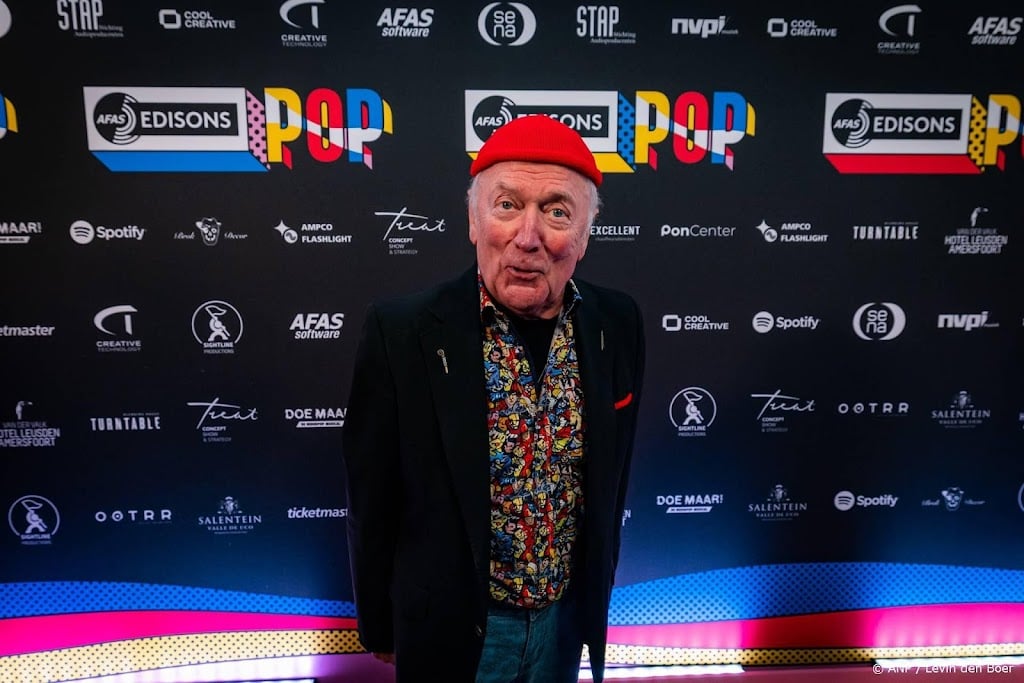 Optredens Drukwerk afgelast om darmkanker zanger Harry Slinger