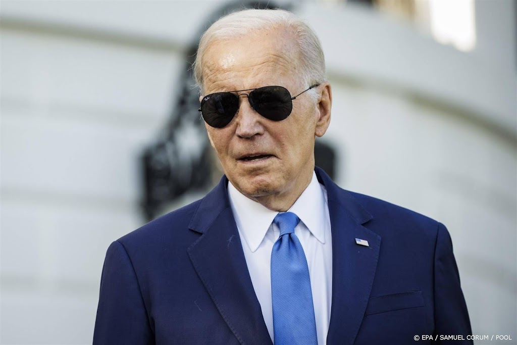 Biden 'uiterst negatief' over Russische kernwapens in Belarus