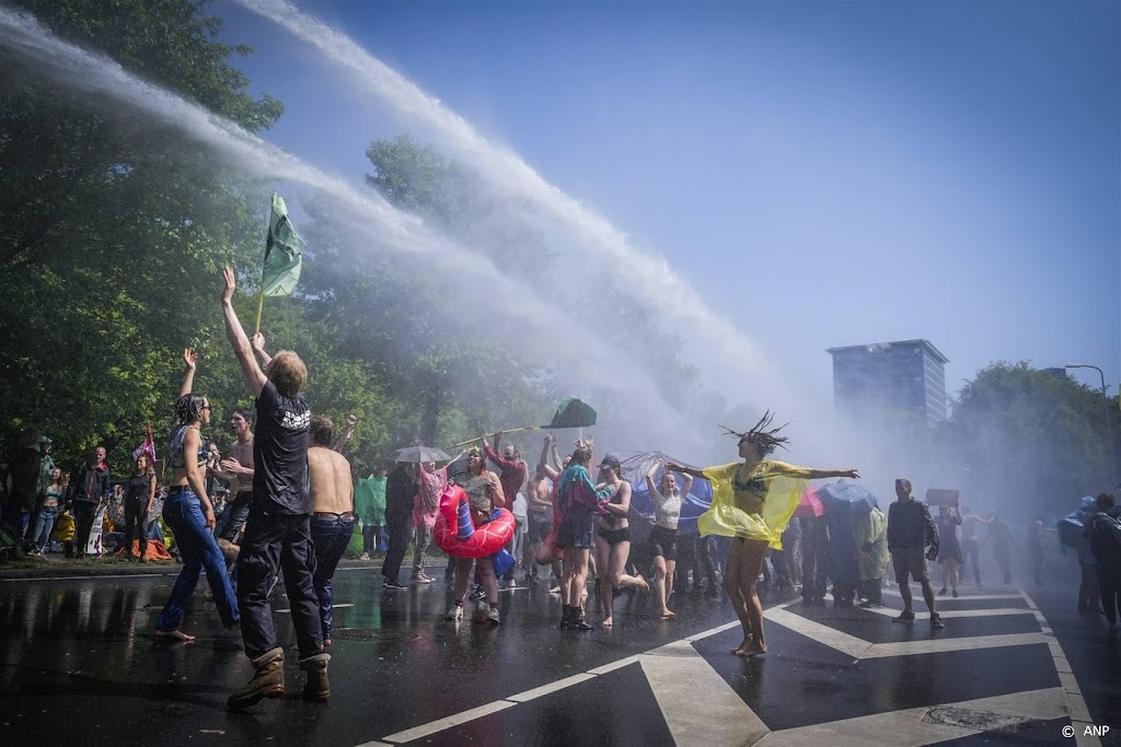 Ook acteur Sieger Sloot aangehouden tijdens klimaatprotest