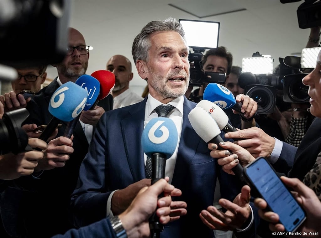 Schoof wacht initiatieven van Wilders verder af