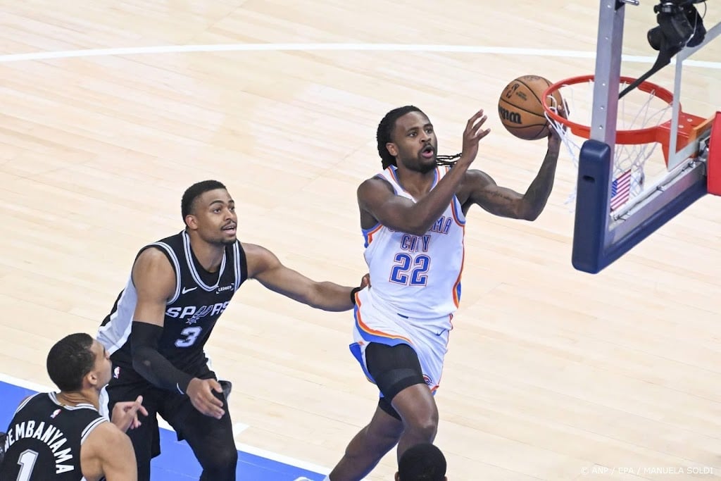 Kampioen Oklahoma City Thunder op één zege van nieuwe NBA-finale