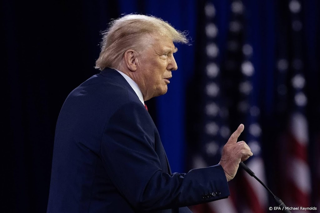 Opname openbaar waarop Trump praat over geheime documenten