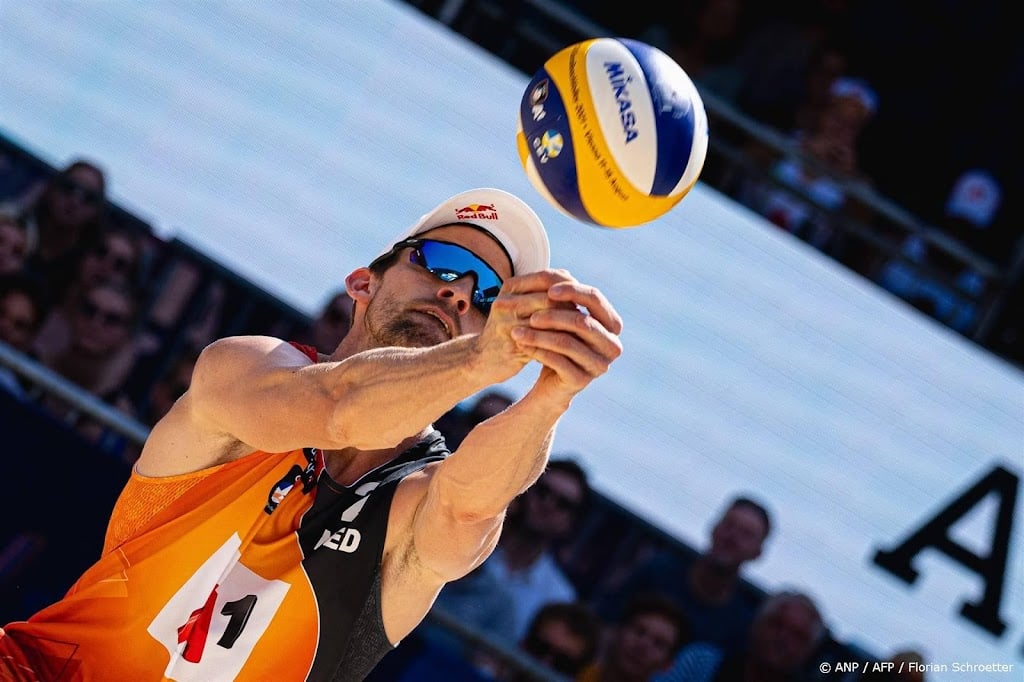 Beachvolleyballer Meeuwsen beëindigt deze zomer loopbaan
