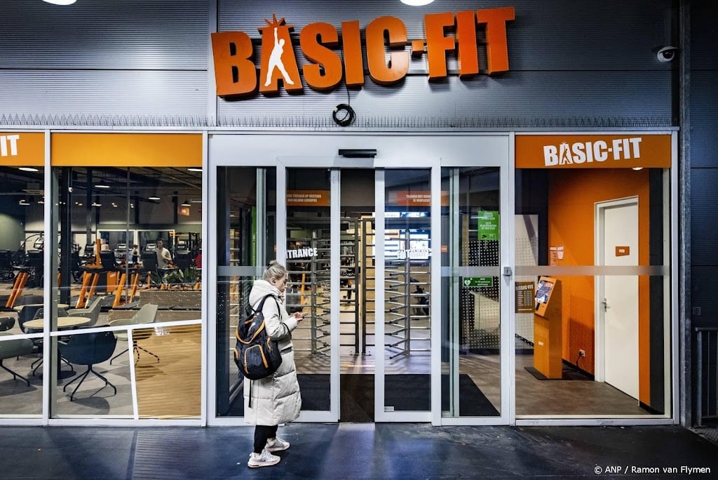 Zakenbank meldt overnamegeruchten Basic-Fit, aandeel hoger
