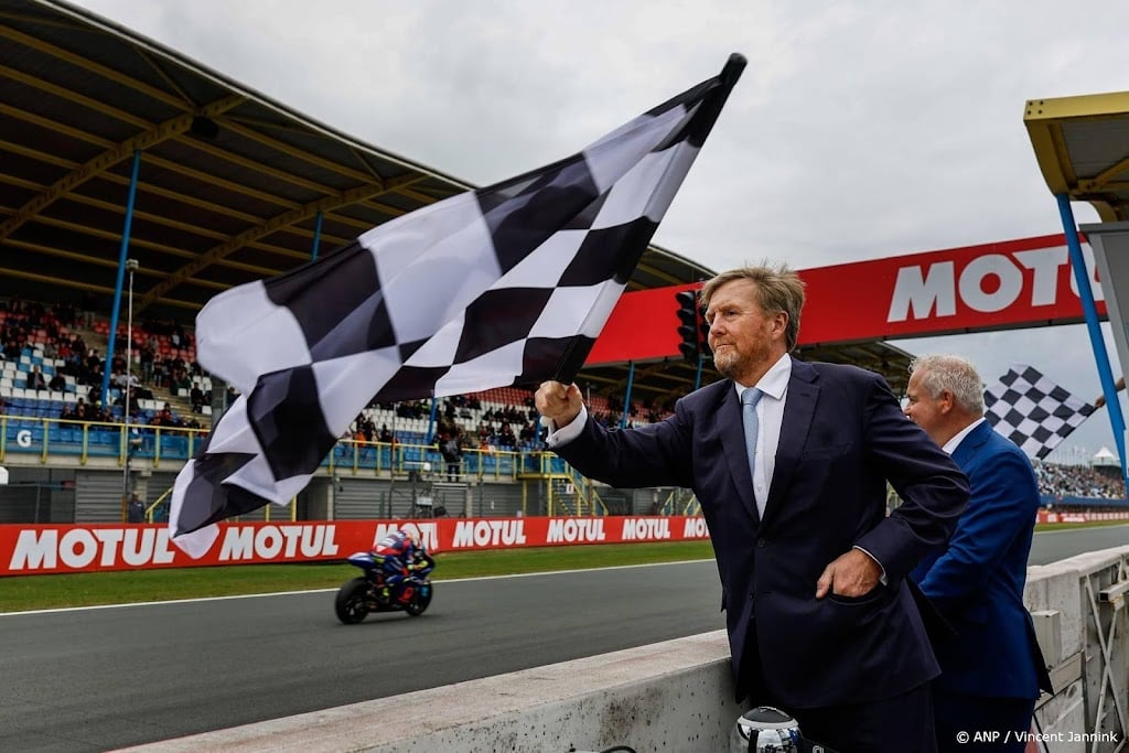 Koning vlagt training Moto2 TT Assen af