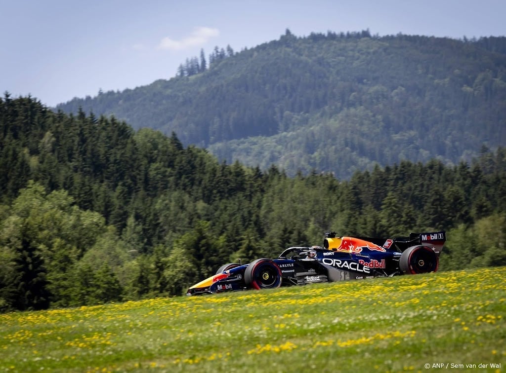 Verstappen rijdt zesde tijd in derde training van GP Oostenrijk