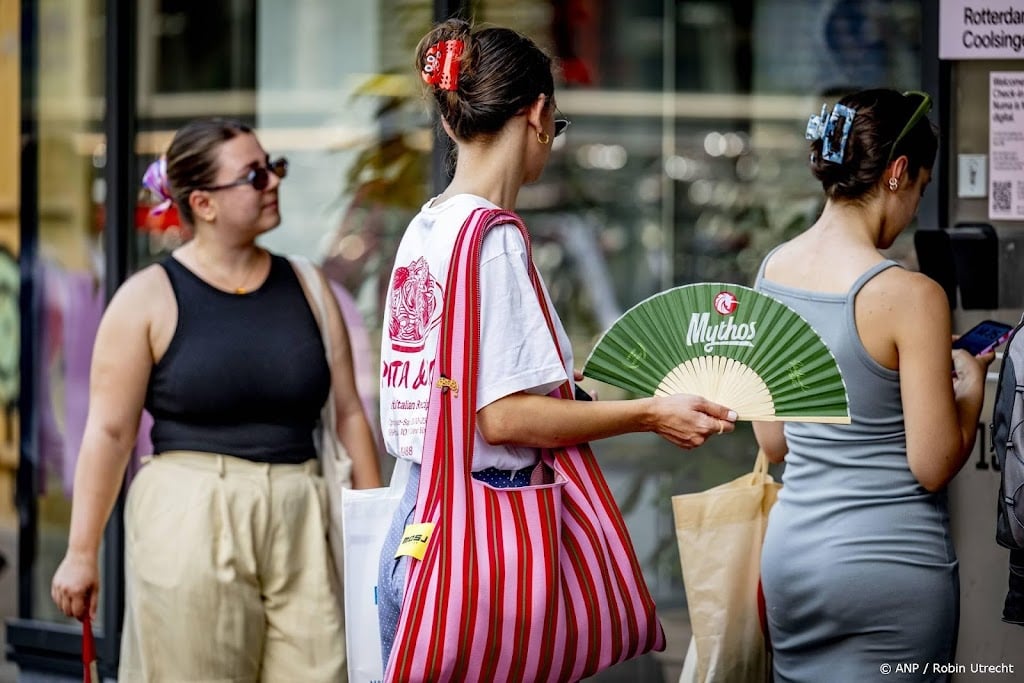 Hitte vanuit het kustgebied verdreven, weercode in westen is geel