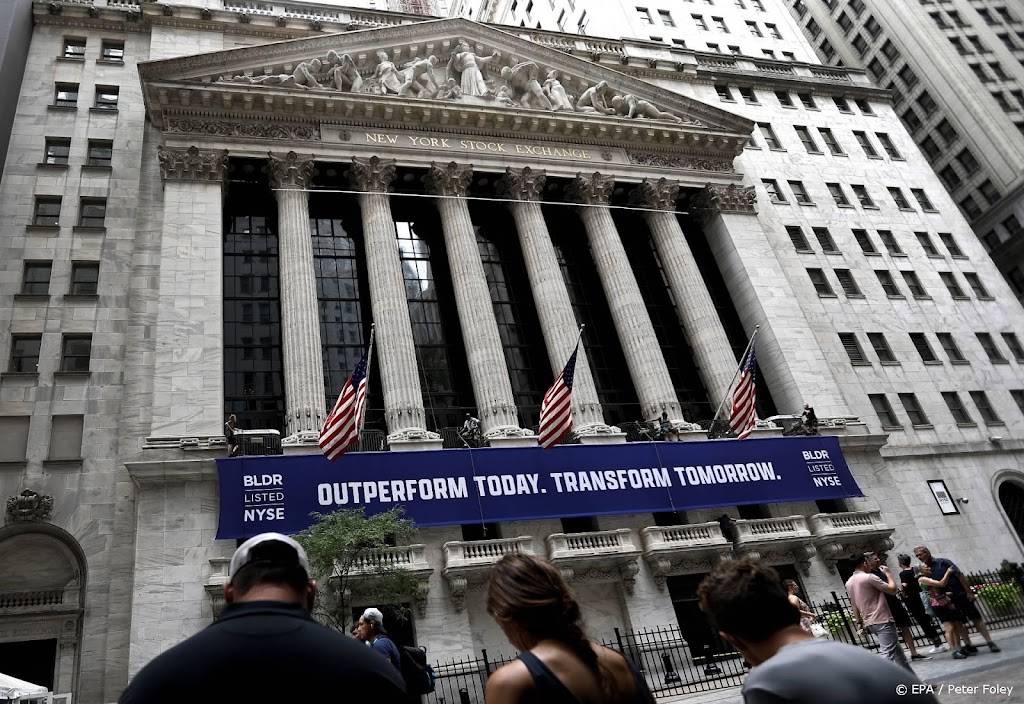 Techaandelen omlaag op Wall Street in afwachting cijfers Apple