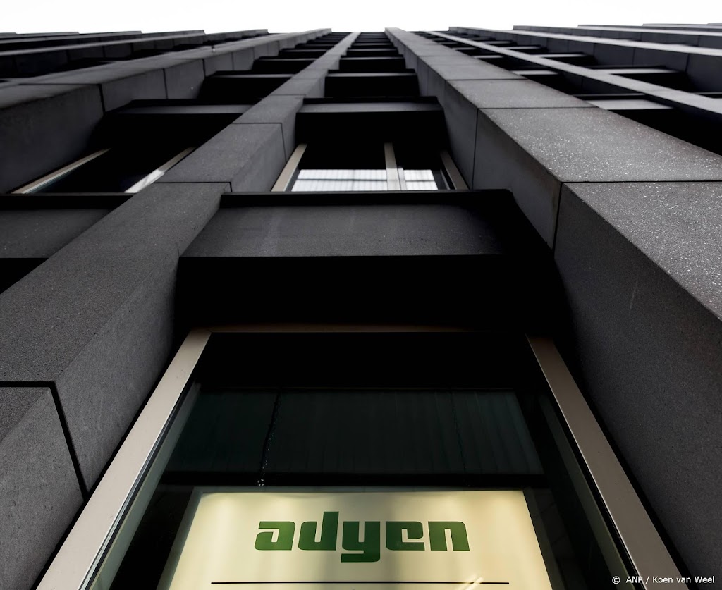 Adyen en Just Eat bovenaan in hogere AEX, KPN daalt na cijfers