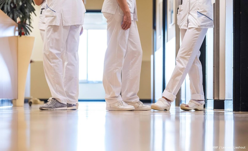 Aantal coronapatiënten in ziekenhuizen daalt weer