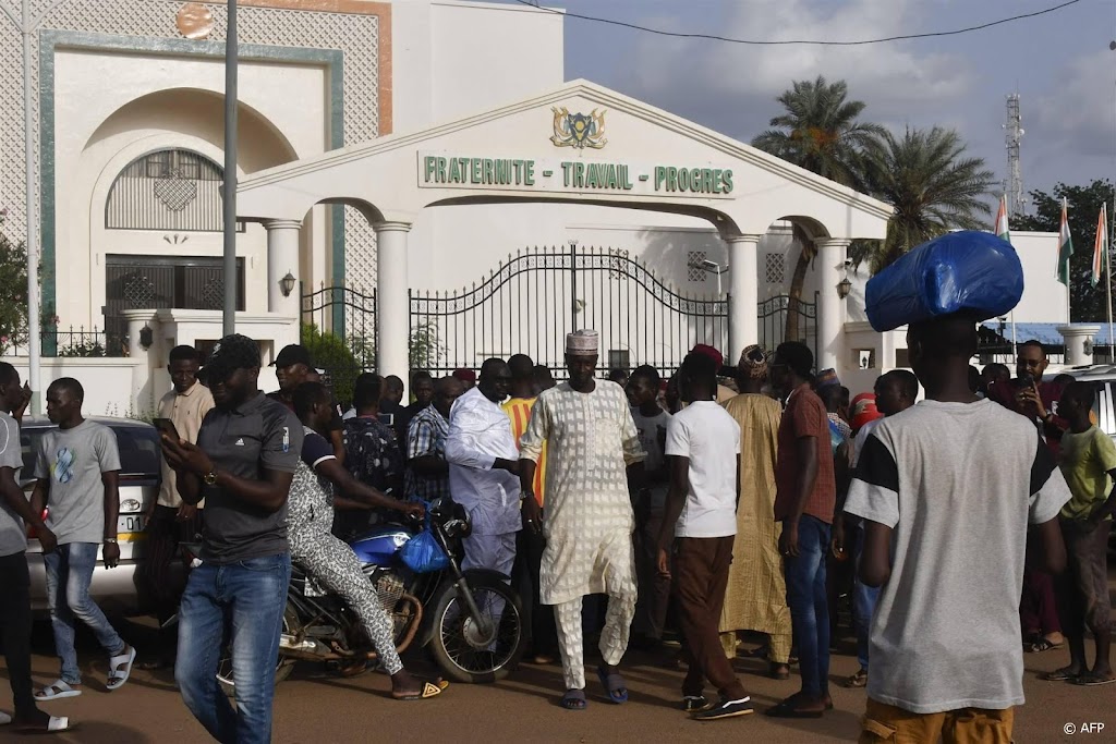 Leger Niger kiest kant van coupplegende militairen