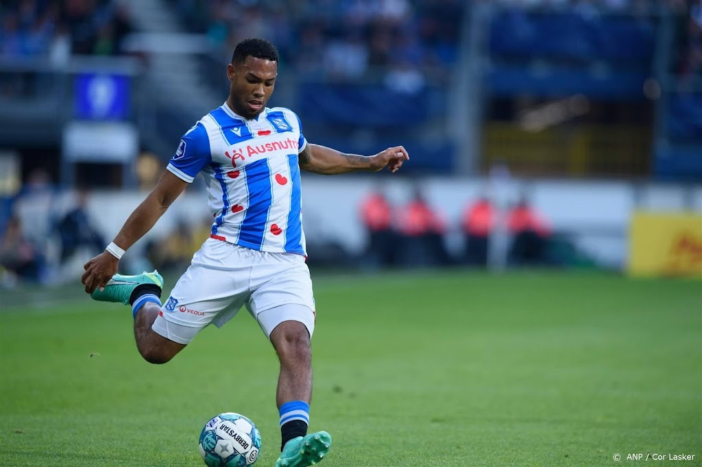 Heerenveen verkoopt Van Ewijk aan Engelse club Coventry City 